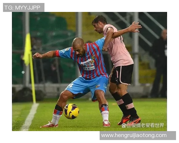 踢得如艺术般优雅的足球明星们展现精彩瞬间与独特风格