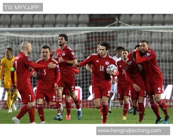 国足惨败泰国1-8引发热议球迷对球队未来深感忧虑与失望